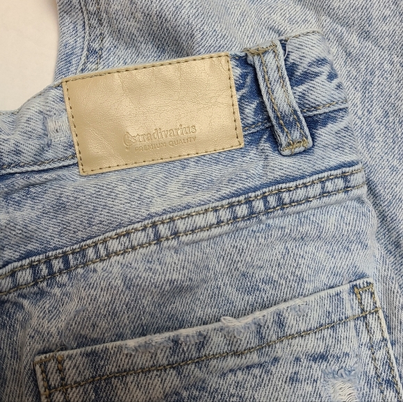 ASOS STRADIVARIUS Ripped Mom Jeans - Picture 10 of 15